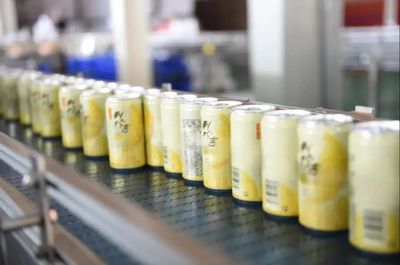布局酒精飲料，可口可樂推酒精蘇打水新品，跨界戰略謀新變